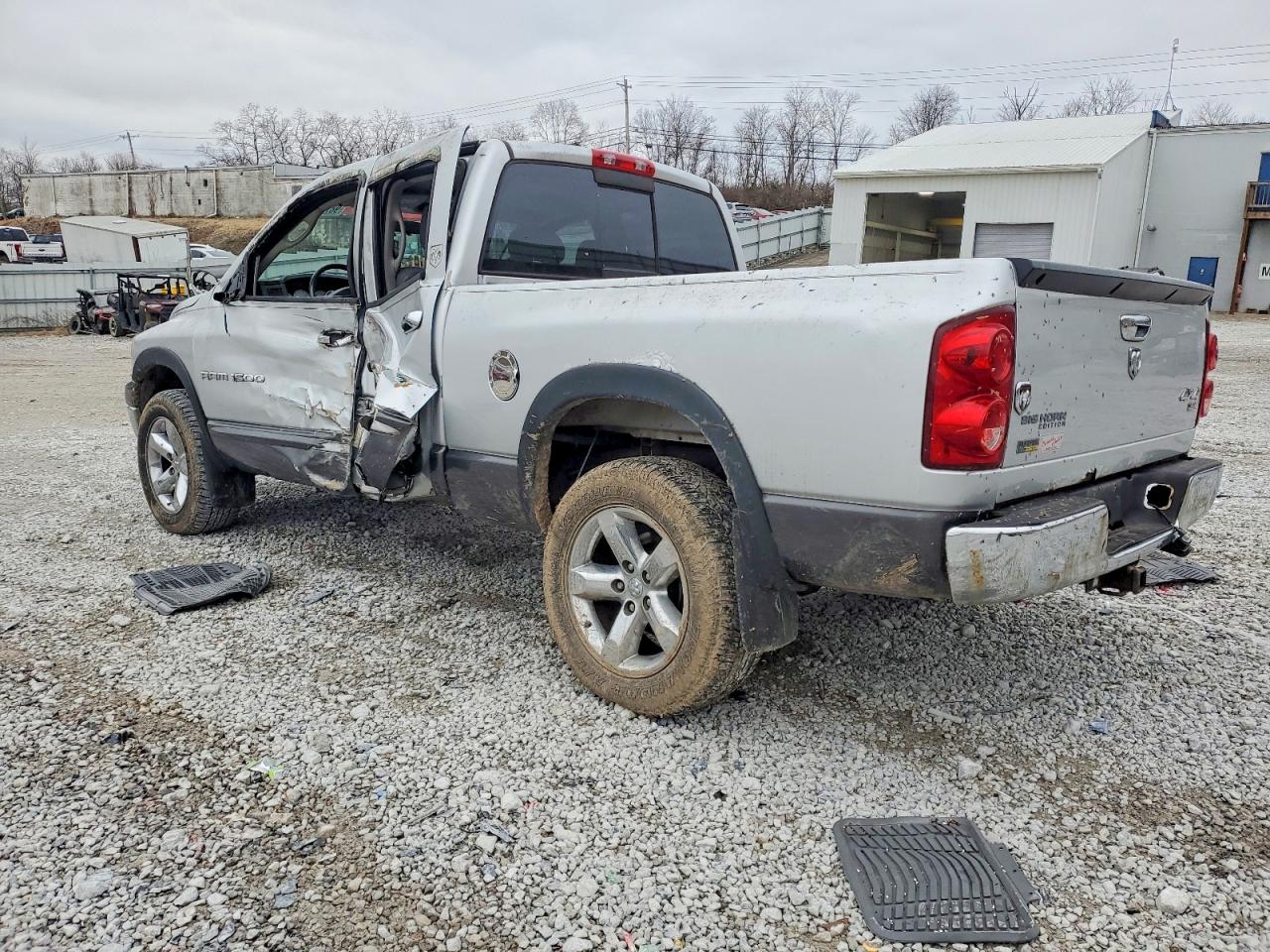 2007 DODGE RAM 1500 ST photo 2