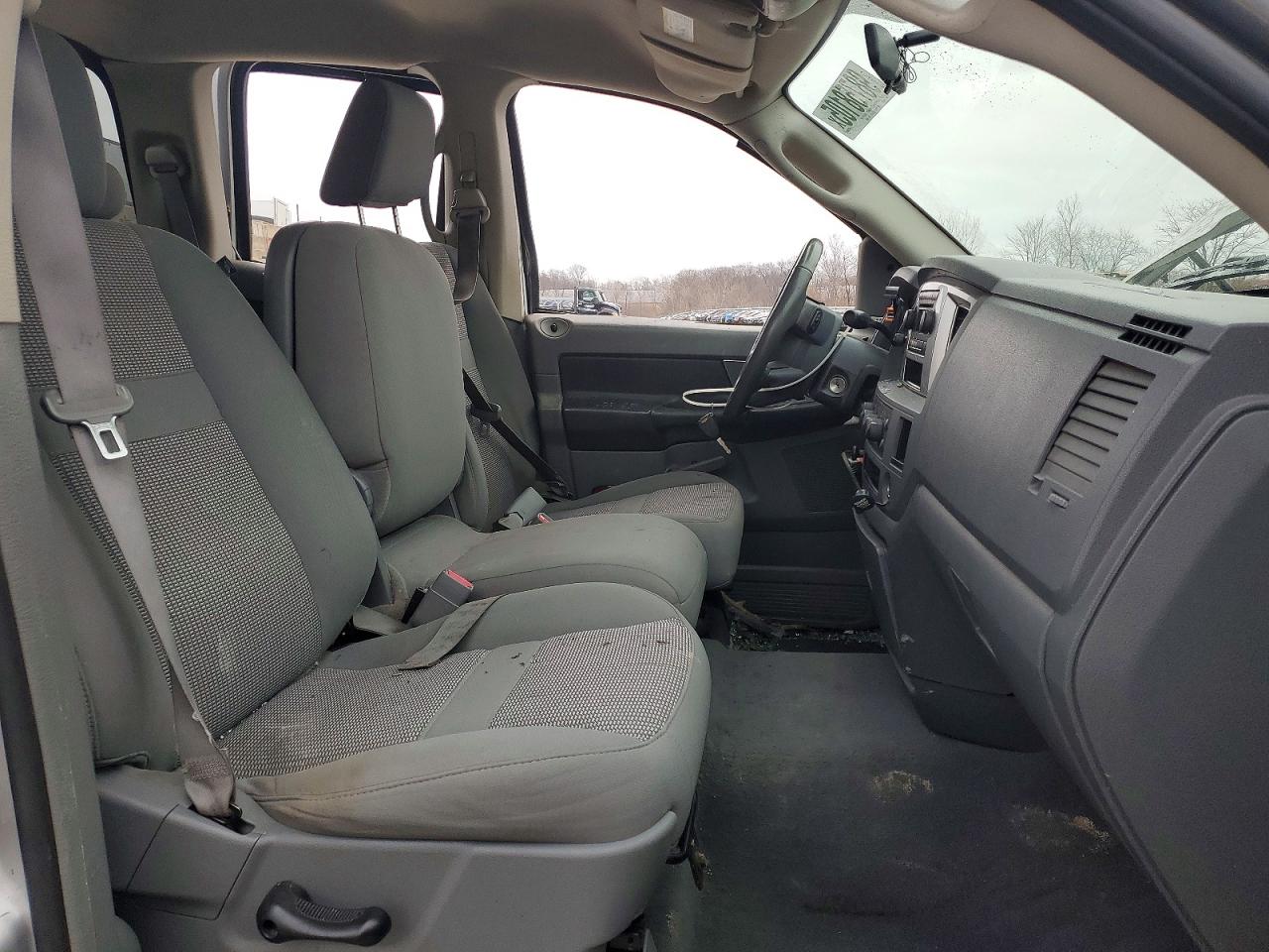 2007 DODGE RAM 1500 ST photo 7