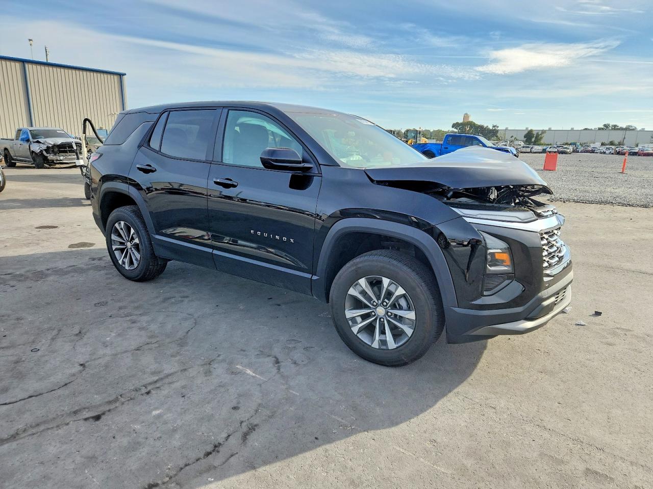 2026 CHEVROLET EQUINOX LT photo 4