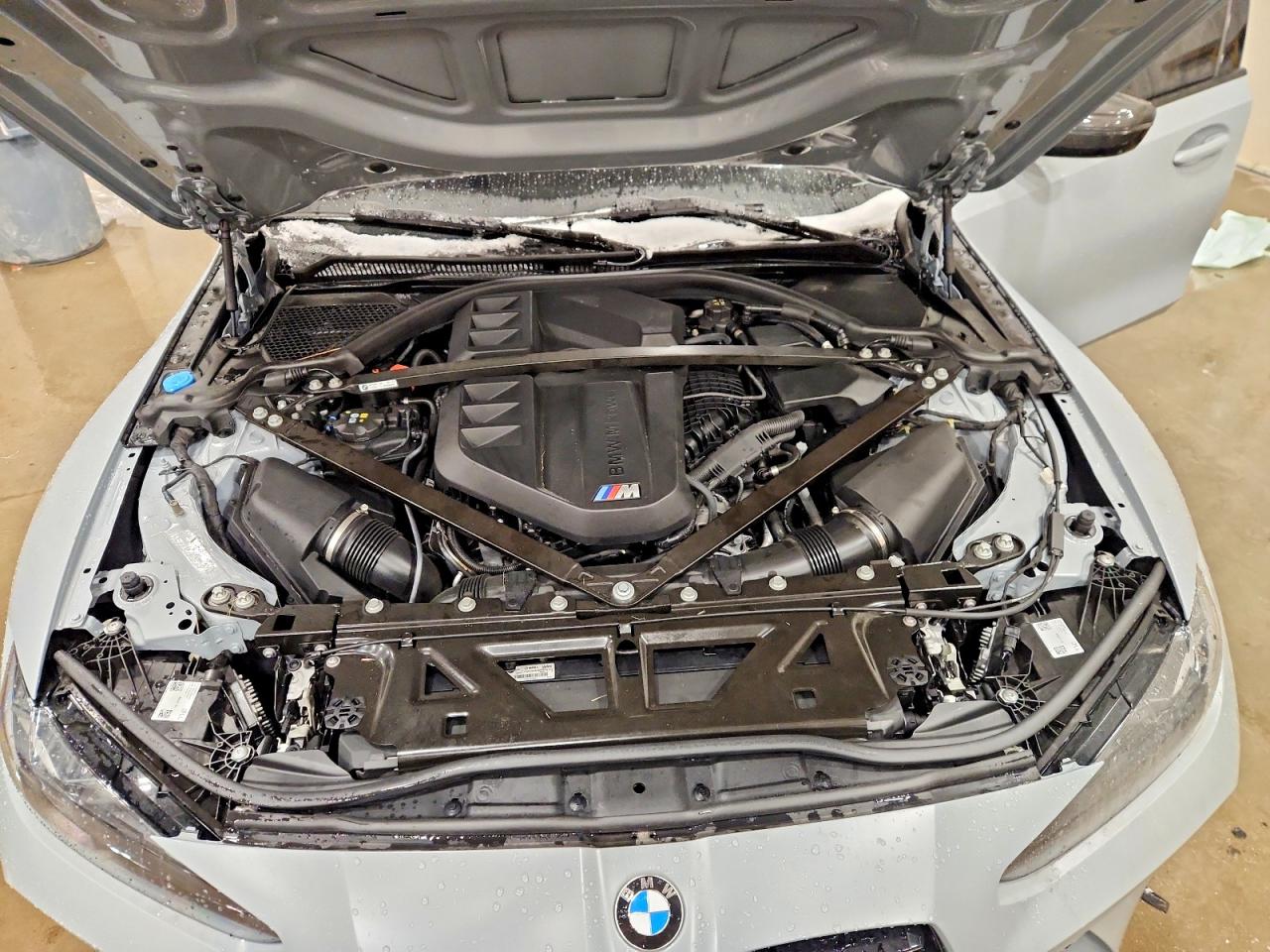 2025 BMW M3 COMPETITION photo 11