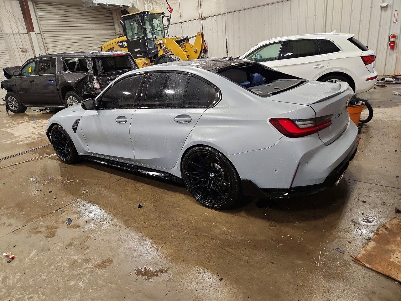 2025 BMW M3 COMPETITION photo 2