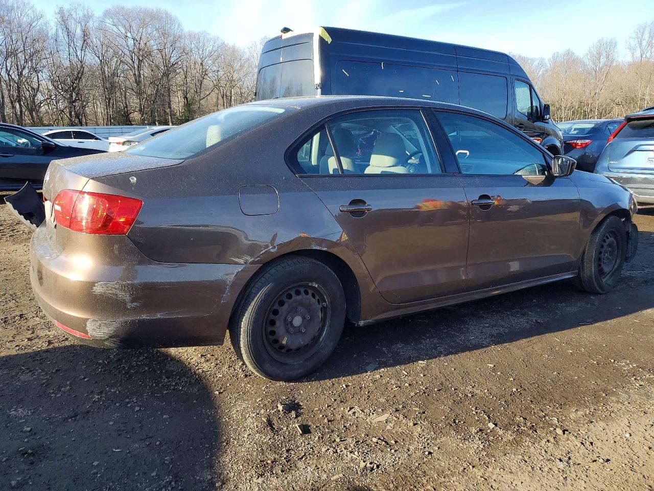2014 VOLKSWAGEN JETTA BASE photo 3