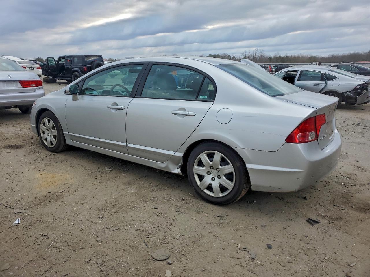 2006 HONDA CIVIC LX photo 2