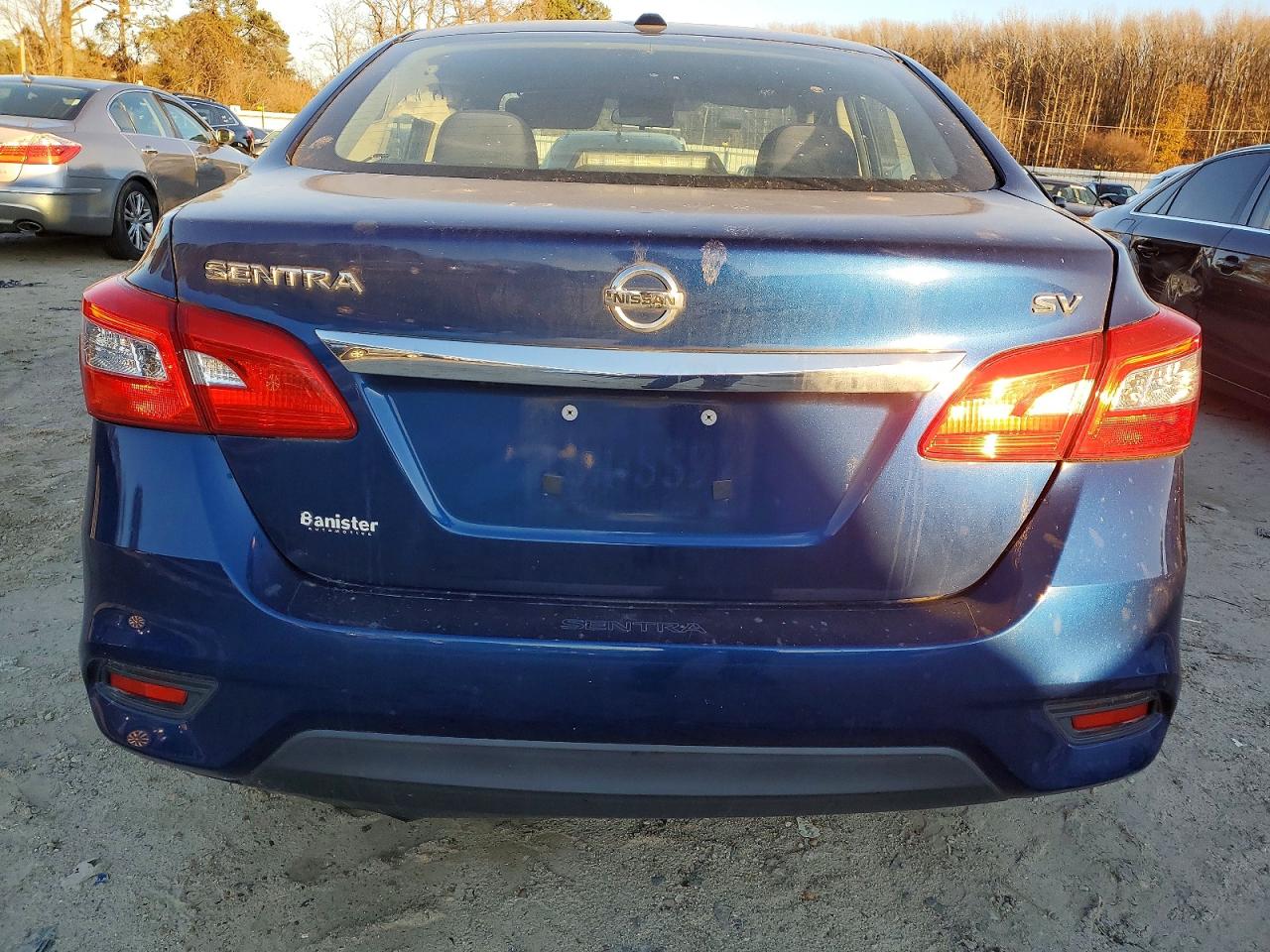 2018 NISSAN SENTRA S photo 6