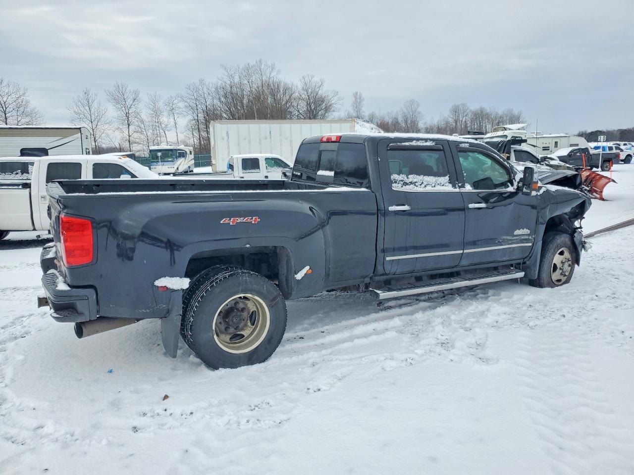 2017 CHEVROLET SILVERADO K3500 HIGH COUNTRY photo 5