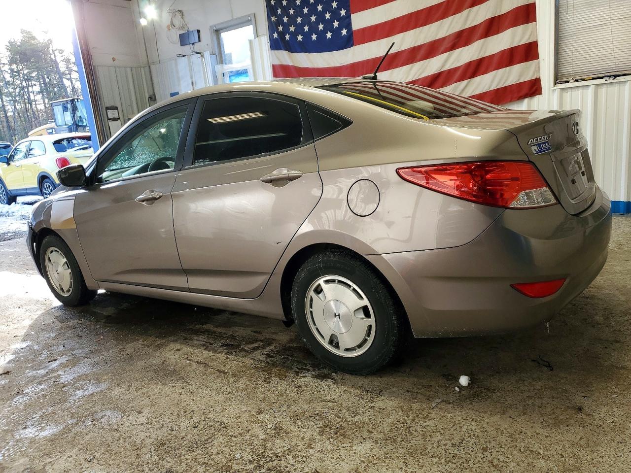 2014 HYUNDAI ACCENT GLS photo 2