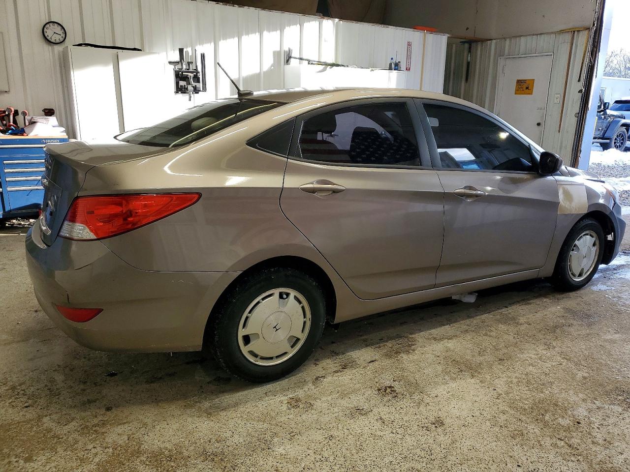 2014 HYUNDAI ACCENT GLS photo 3
