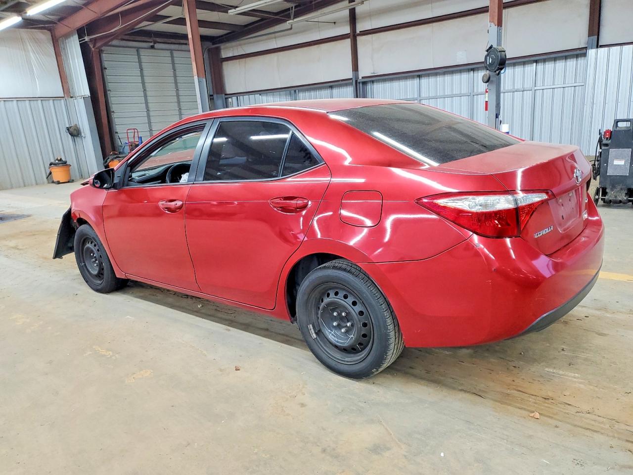2016 TOYOTA COROLLA LE photo 2