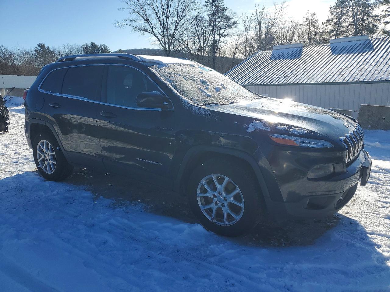 2016 JEEP CHEROKEE LATITUDE photo 4
