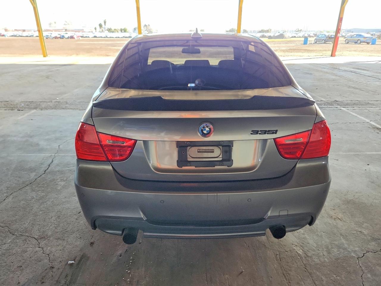 2011 BMW 335 I photo 6