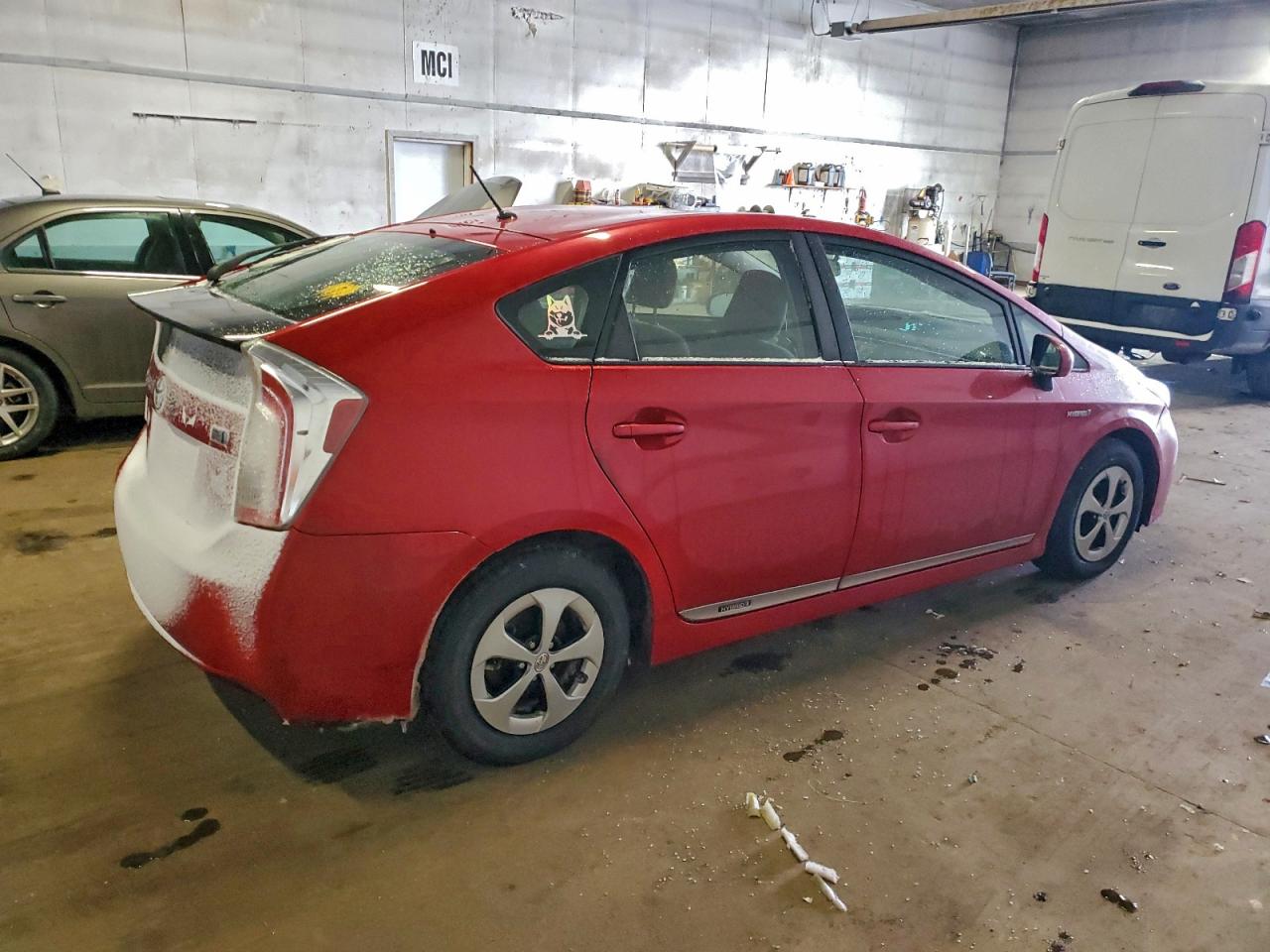 2015 TOYOTA PRIUS photo 3