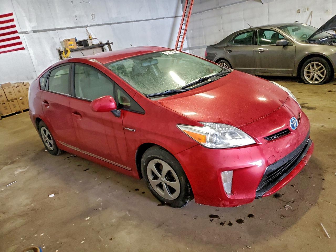 2015 TOYOTA PRIUS photo 4