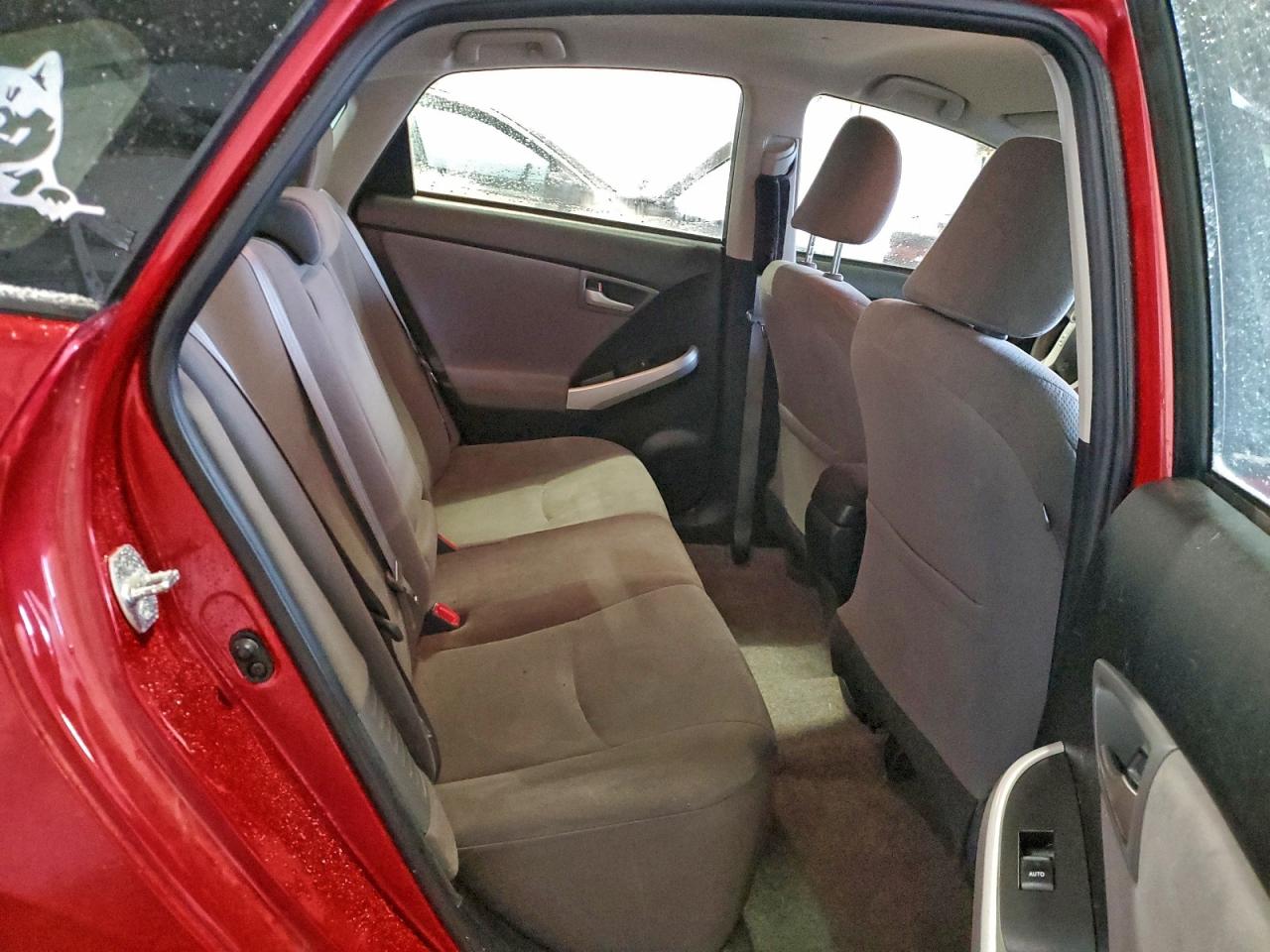 2015 TOYOTA PRIUS photo 10