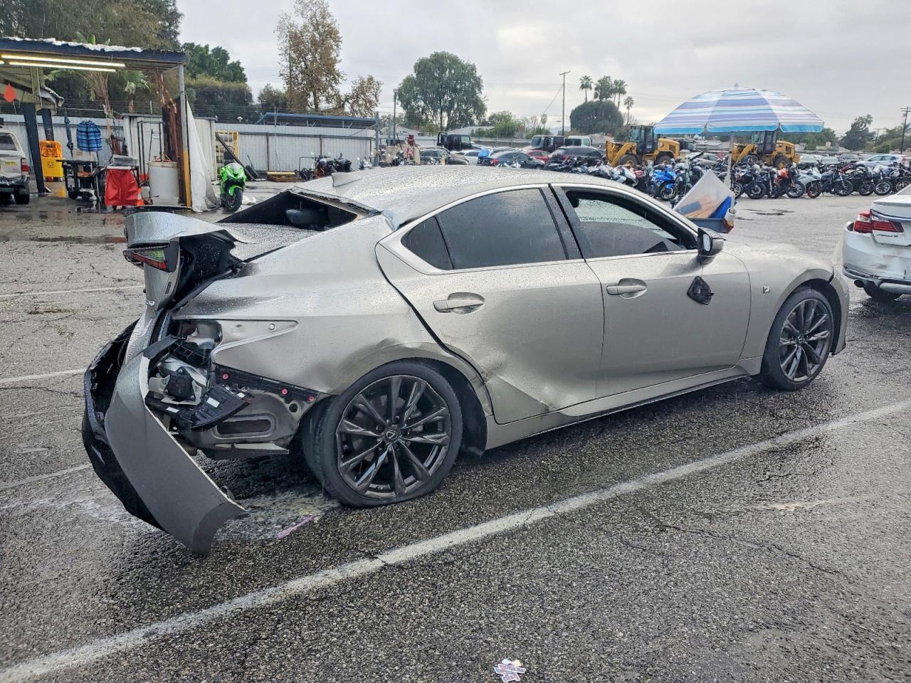2021 LEXUS IS 350 F SPORT photo 3