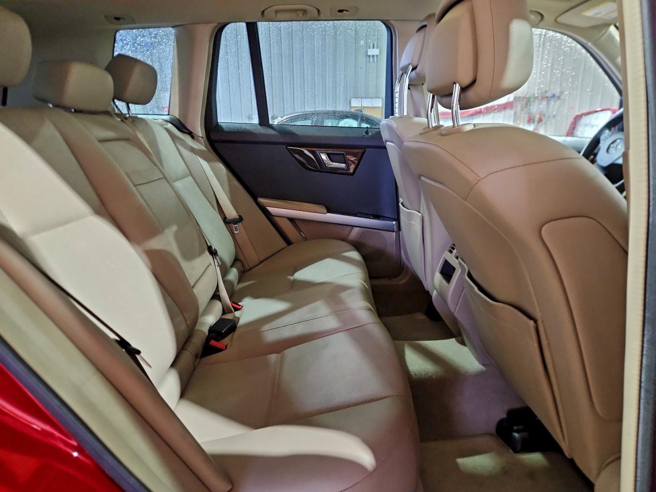 2011 MERCEDES-BENZ GLK 350 4MATIC photo 11