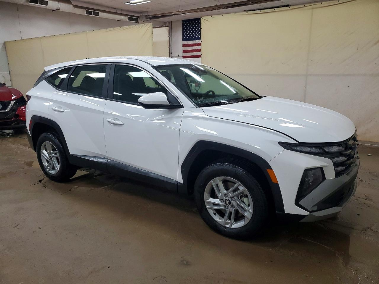 2025 HYUNDAI TUCSON SE photo 4