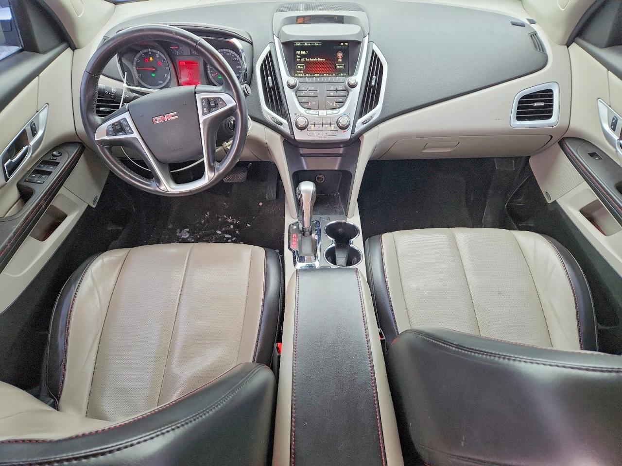 2015 GMC TERRAIN SLT photo 8