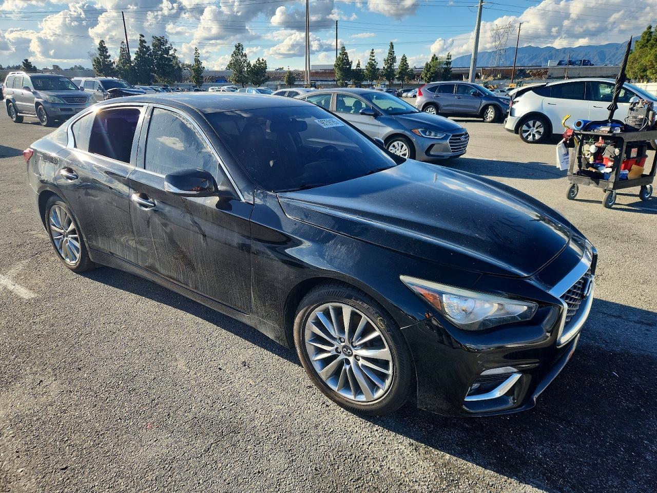 2018 INFINITI Q50 LUXE photo 4