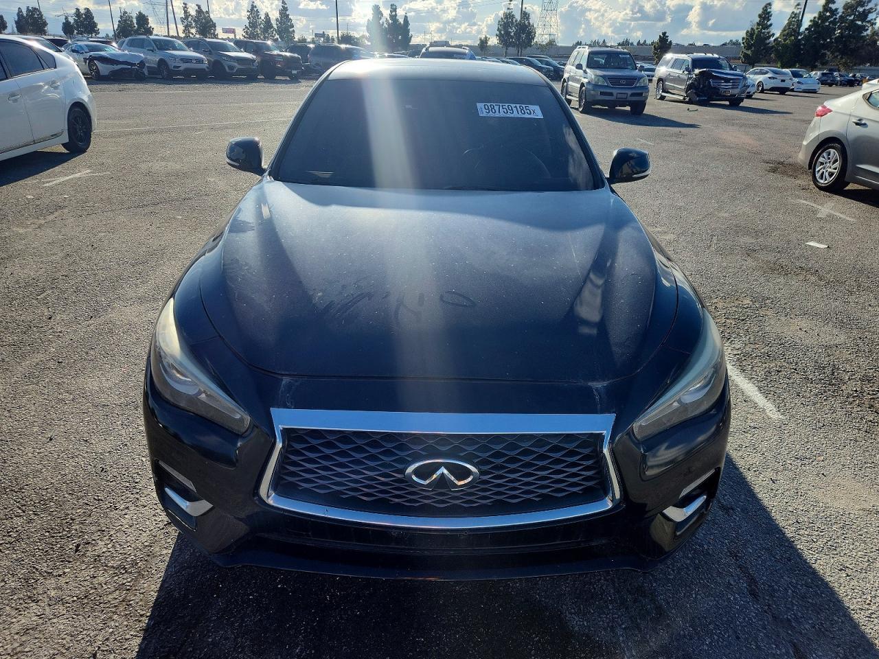 2018 INFINITI Q50 LUXE photo 5