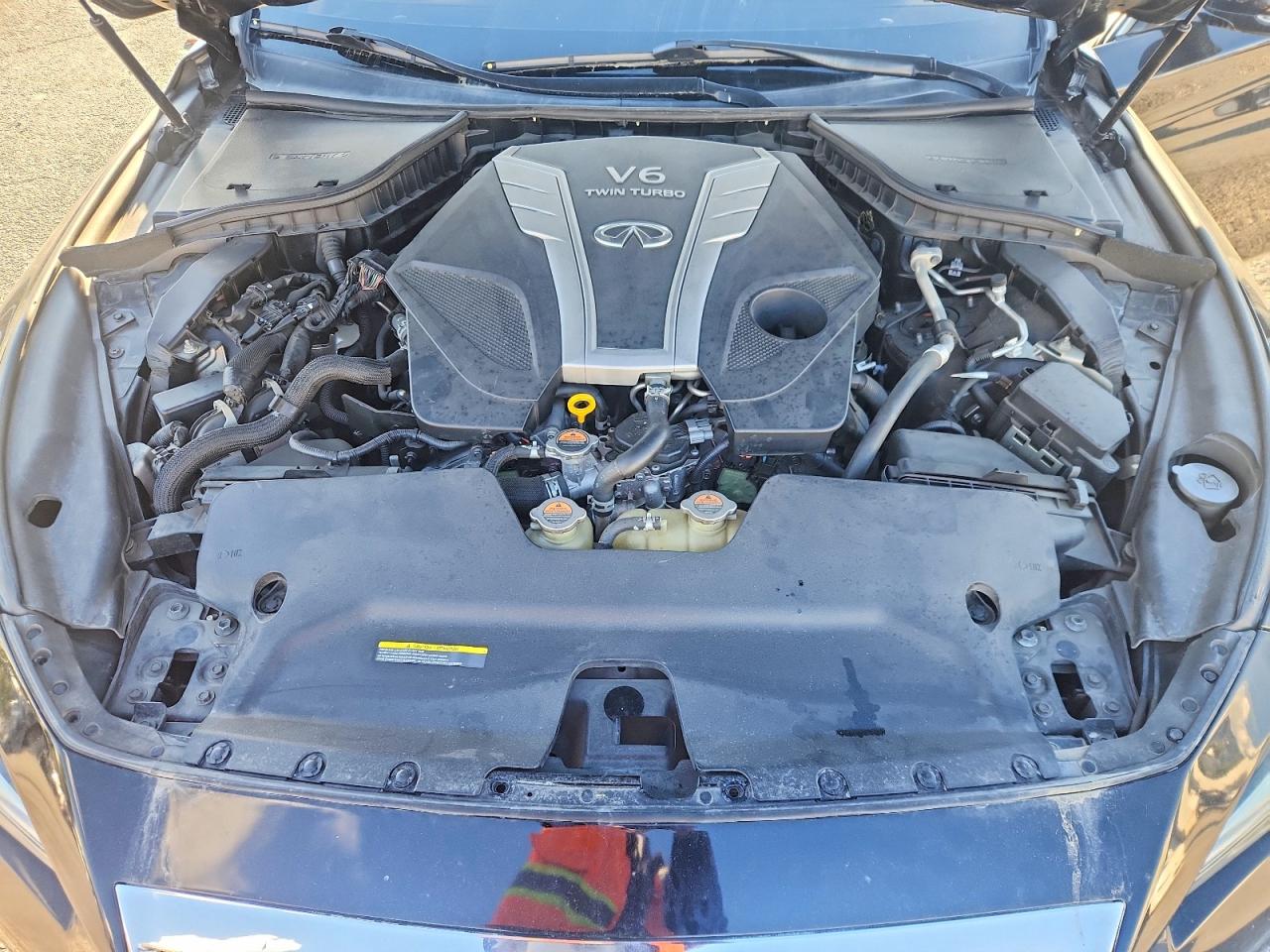2018 INFINITI Q50 LUXE photo 11