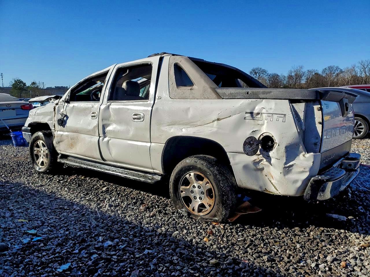 2006 CHEVROLET AVALANCHE C1500 photo 2