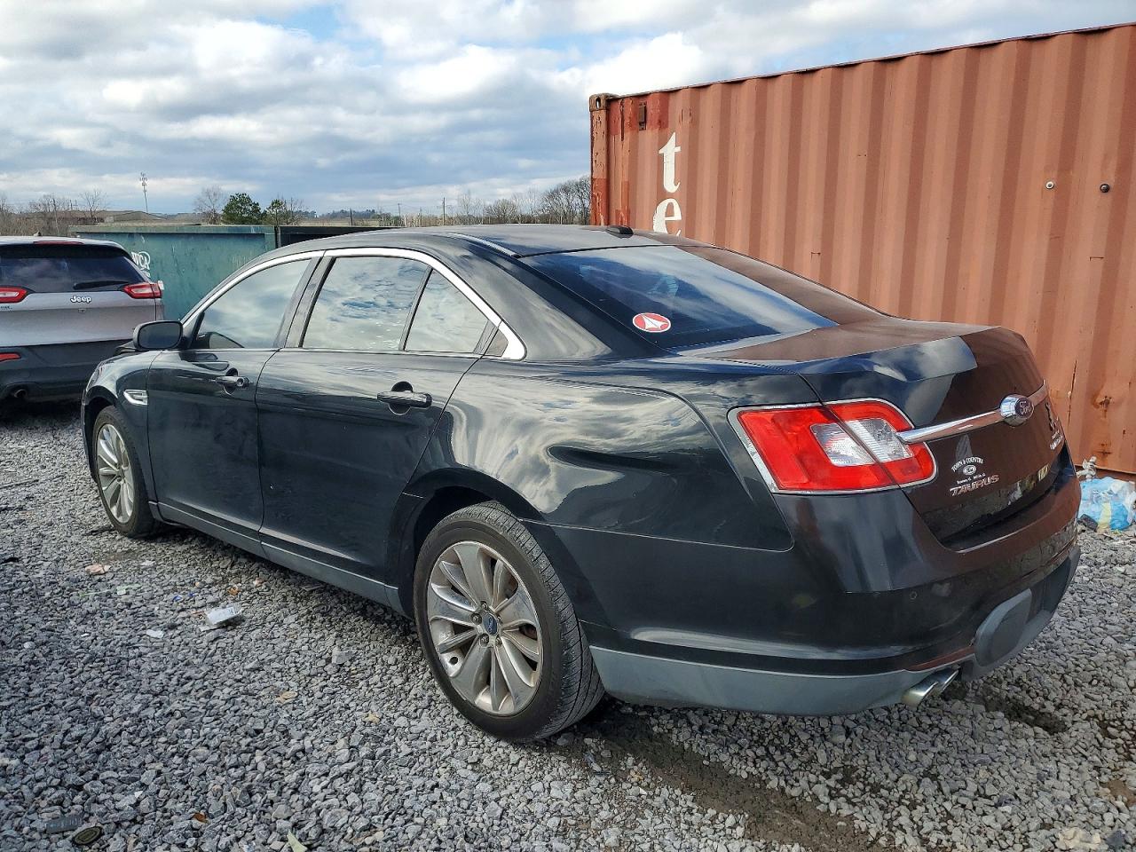 2010 FORD TAURUS LIMITED photo 2