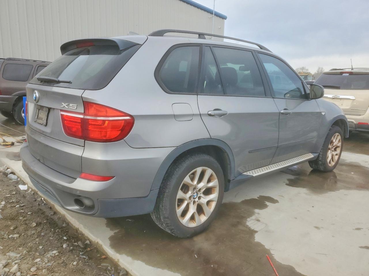 2012 BMW X5 XDRIVE35I photo 3
