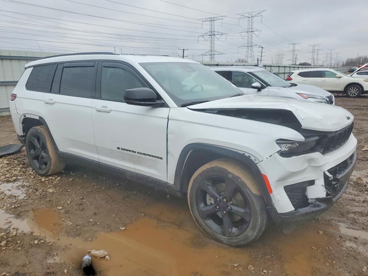2023 JEEP GRAND CHEROKEE L LAREDO photo 4
