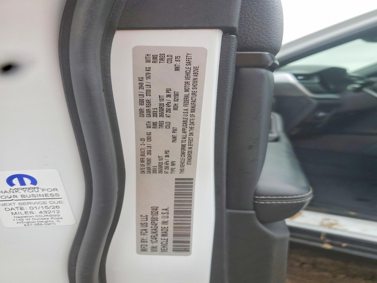 2023 JEEP GRAND CHEROKEE L LAREDO photo 12