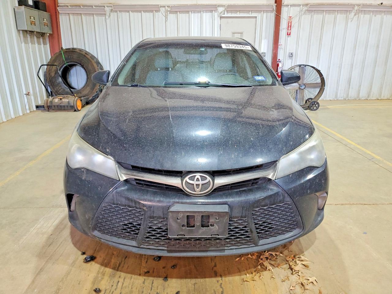 2016 TOYOTA CAMRY LE photo 5