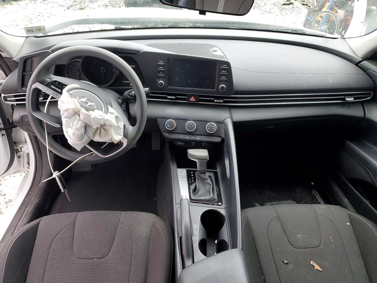 2021 HYUNDAI ELANTRA SE photo 8