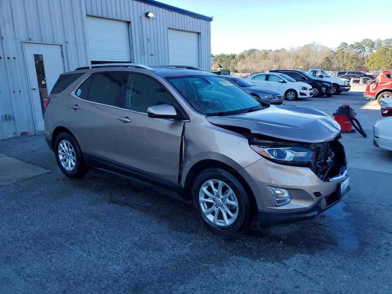 2018 CHEVROLET EQUINOX LT photo 4
