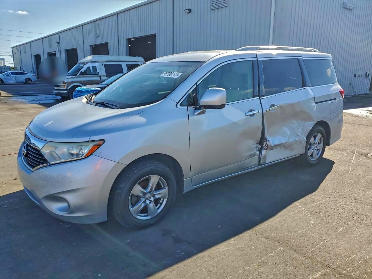 2013 NISSAN QUEST