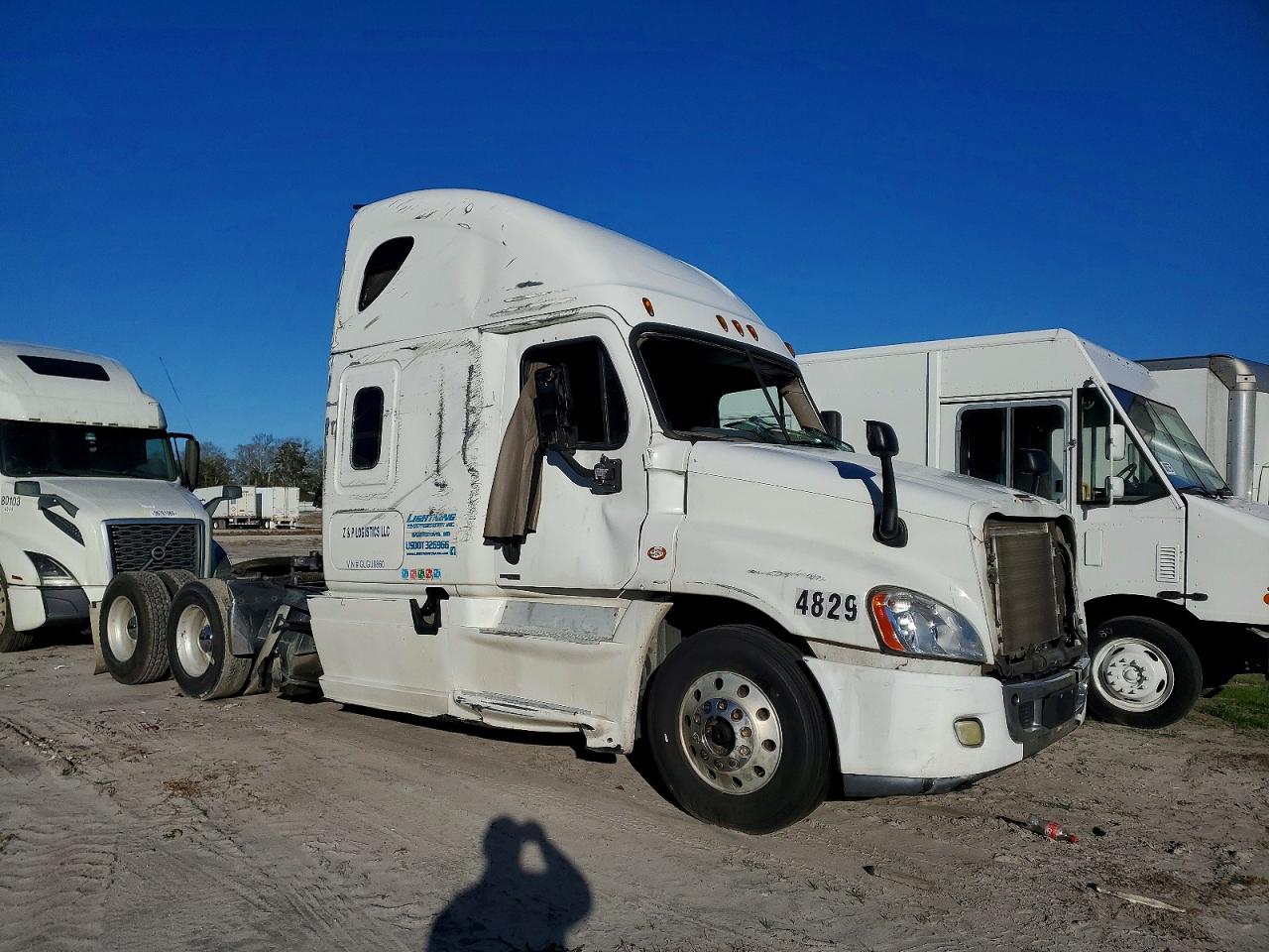 2016 FREIGHTLINER CASCADIA 125