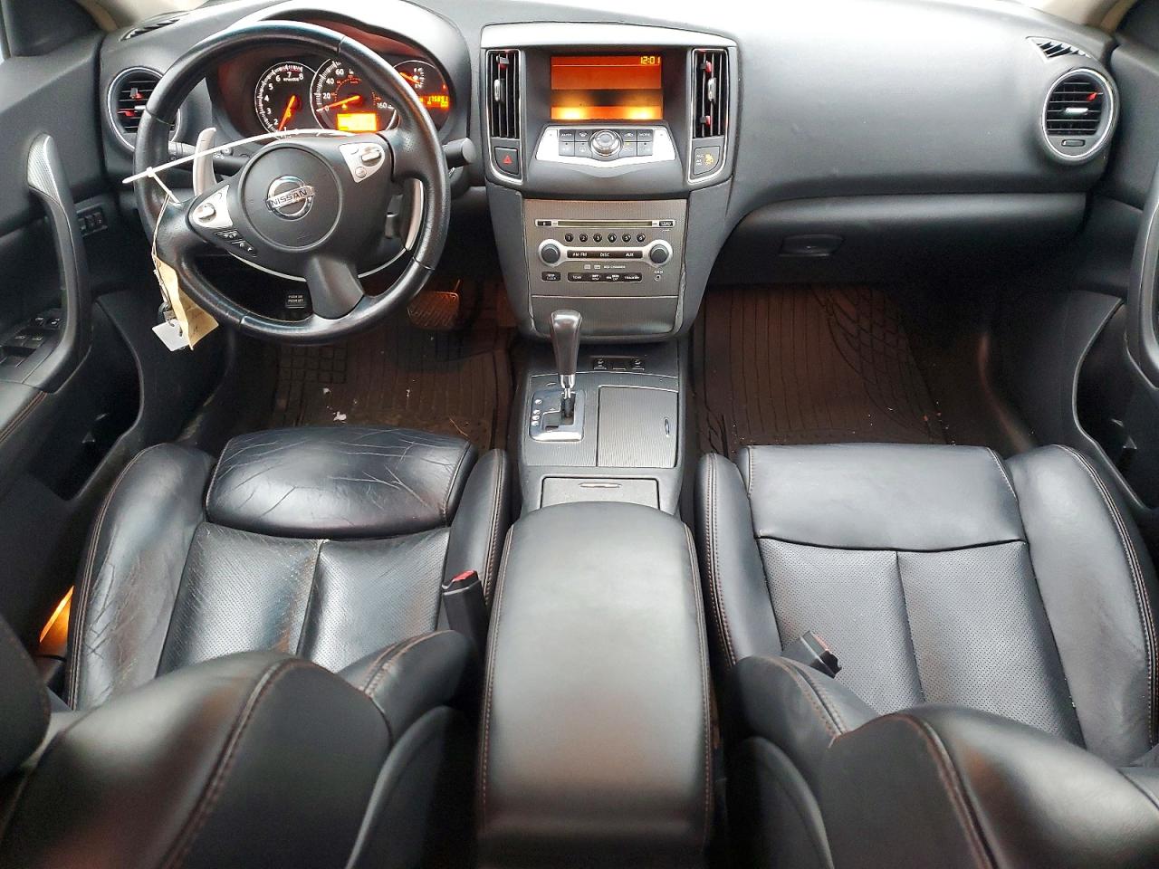 2010 NISSAN MAXIMA S photo 22