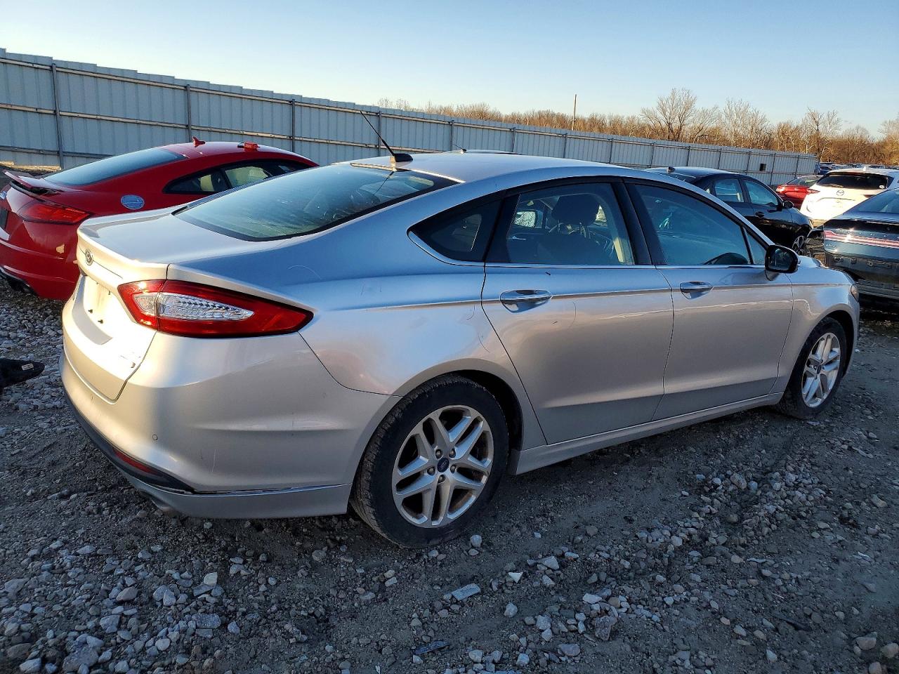 2016 FORD FUSION SE photo 3