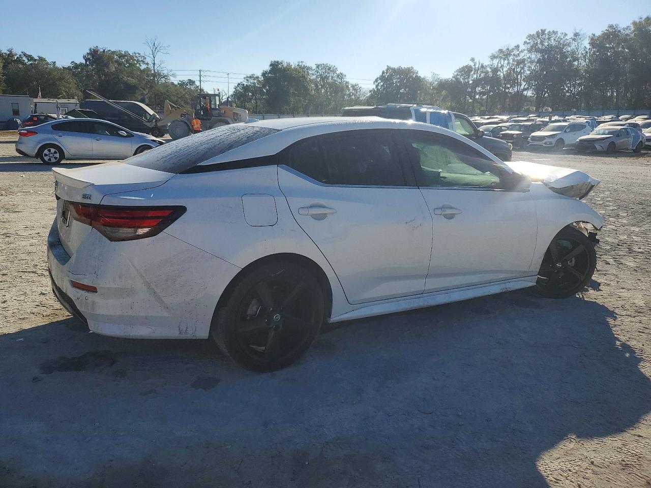 2022 NISSAN SENTRA SR photo 3