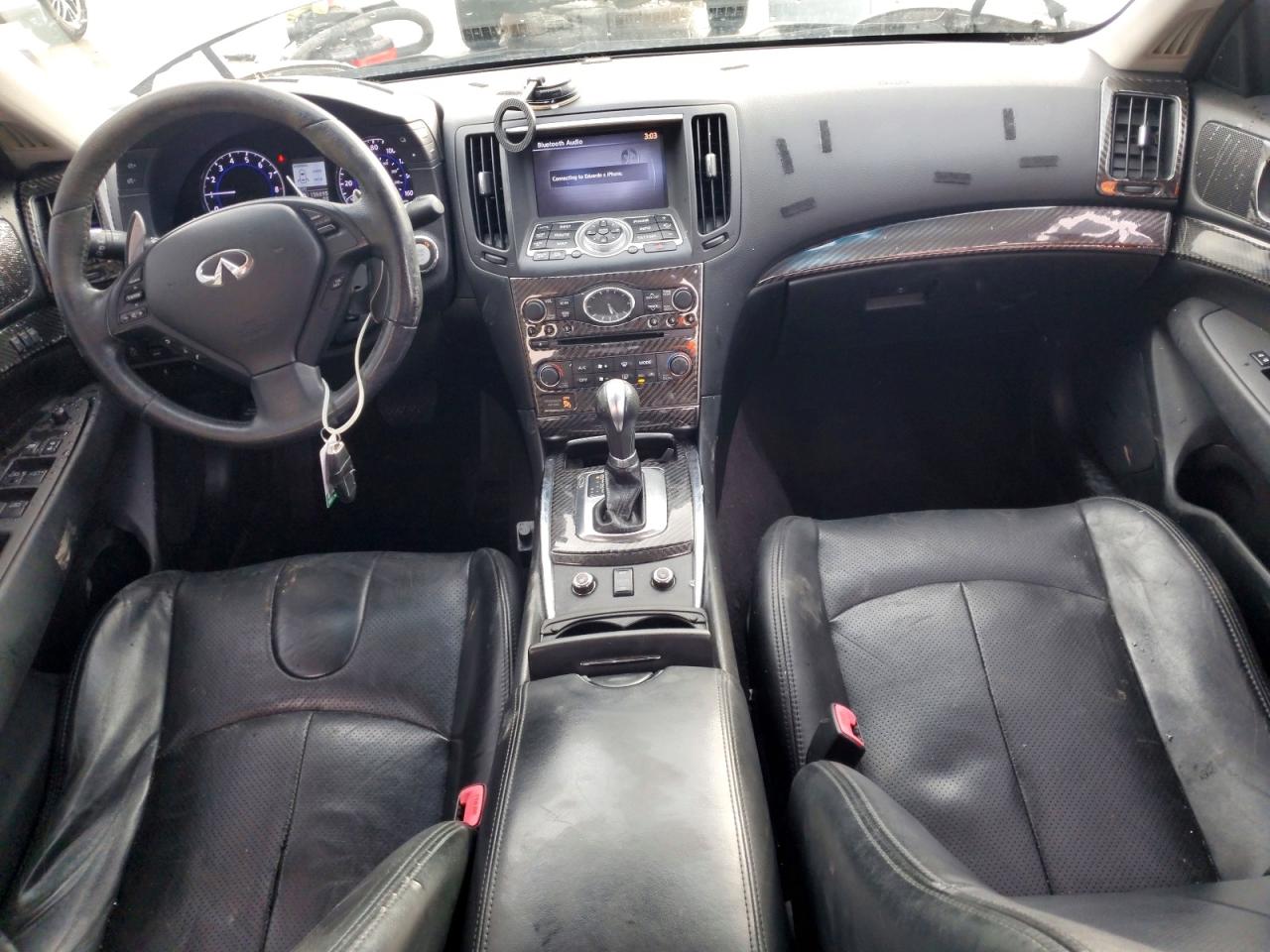 2013 INFINITI G37 photo 8