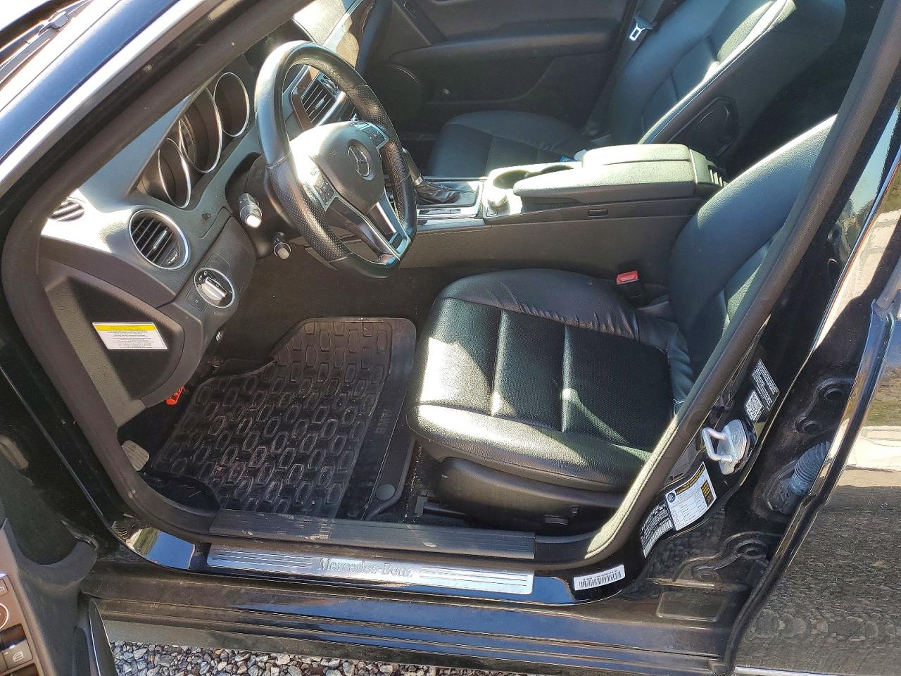 2014 MERCEDES-BENZ C 250 photo 7
