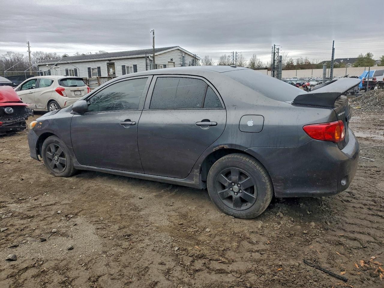 2010 TOYOTA COROLLA BASE photo 2