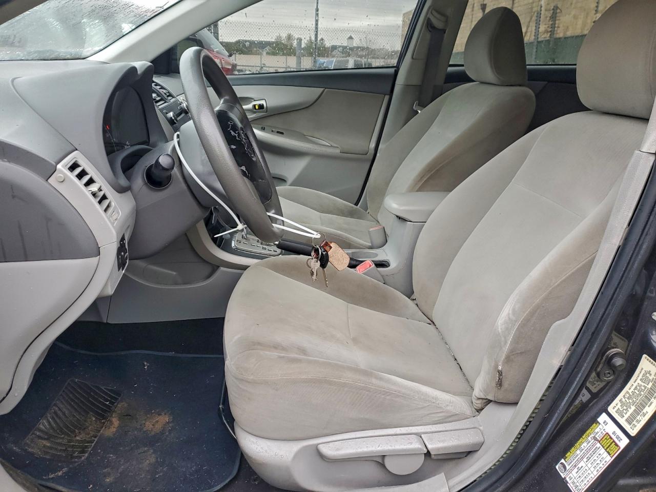 2010 TOYOTA COROLLA BASE photo 7