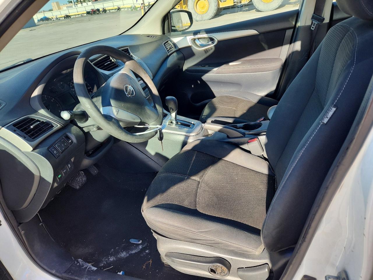 2014 NISSAN SENTRA S photo 7