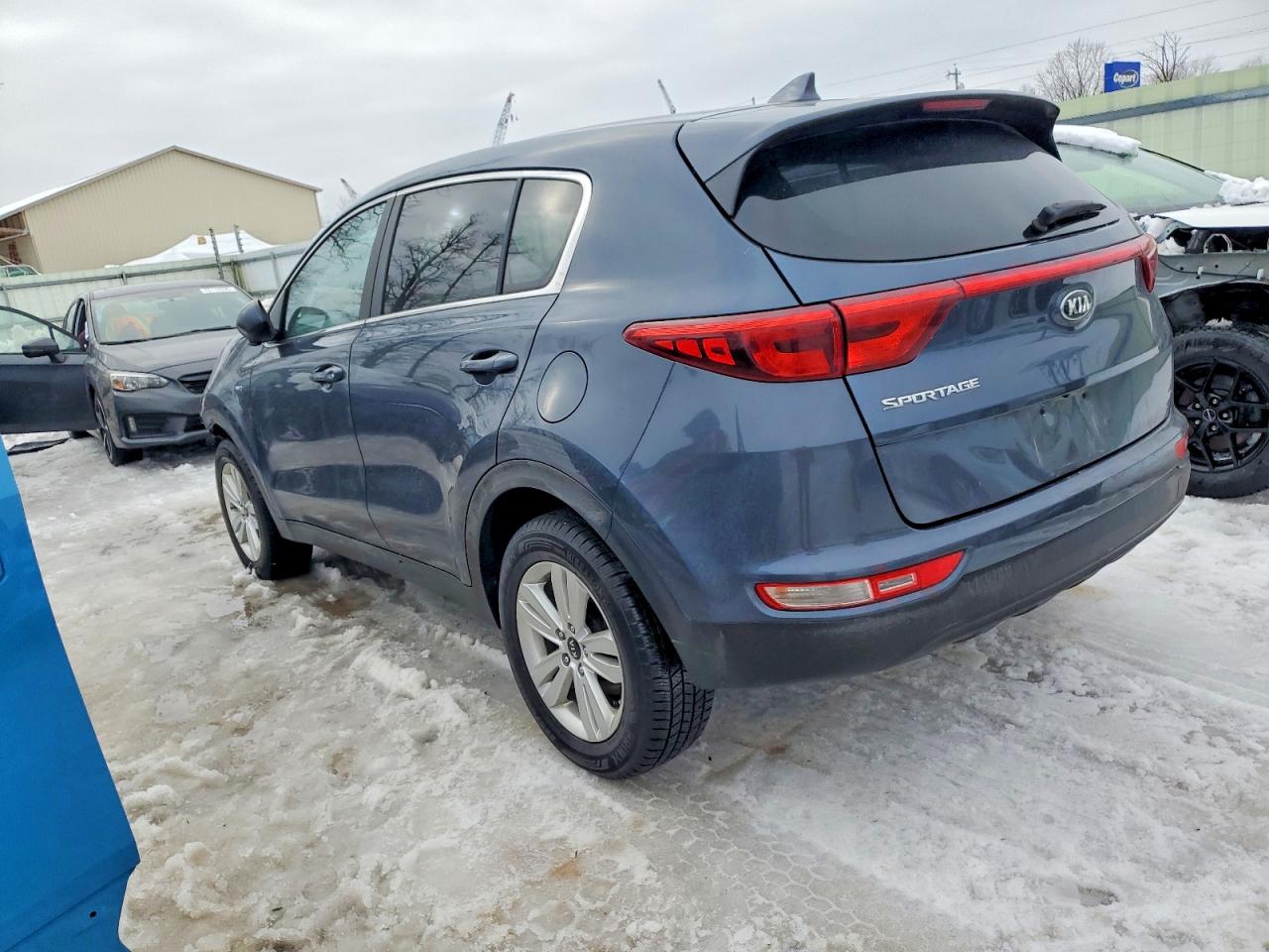2019 KIA SPORTAGE LX photo 2