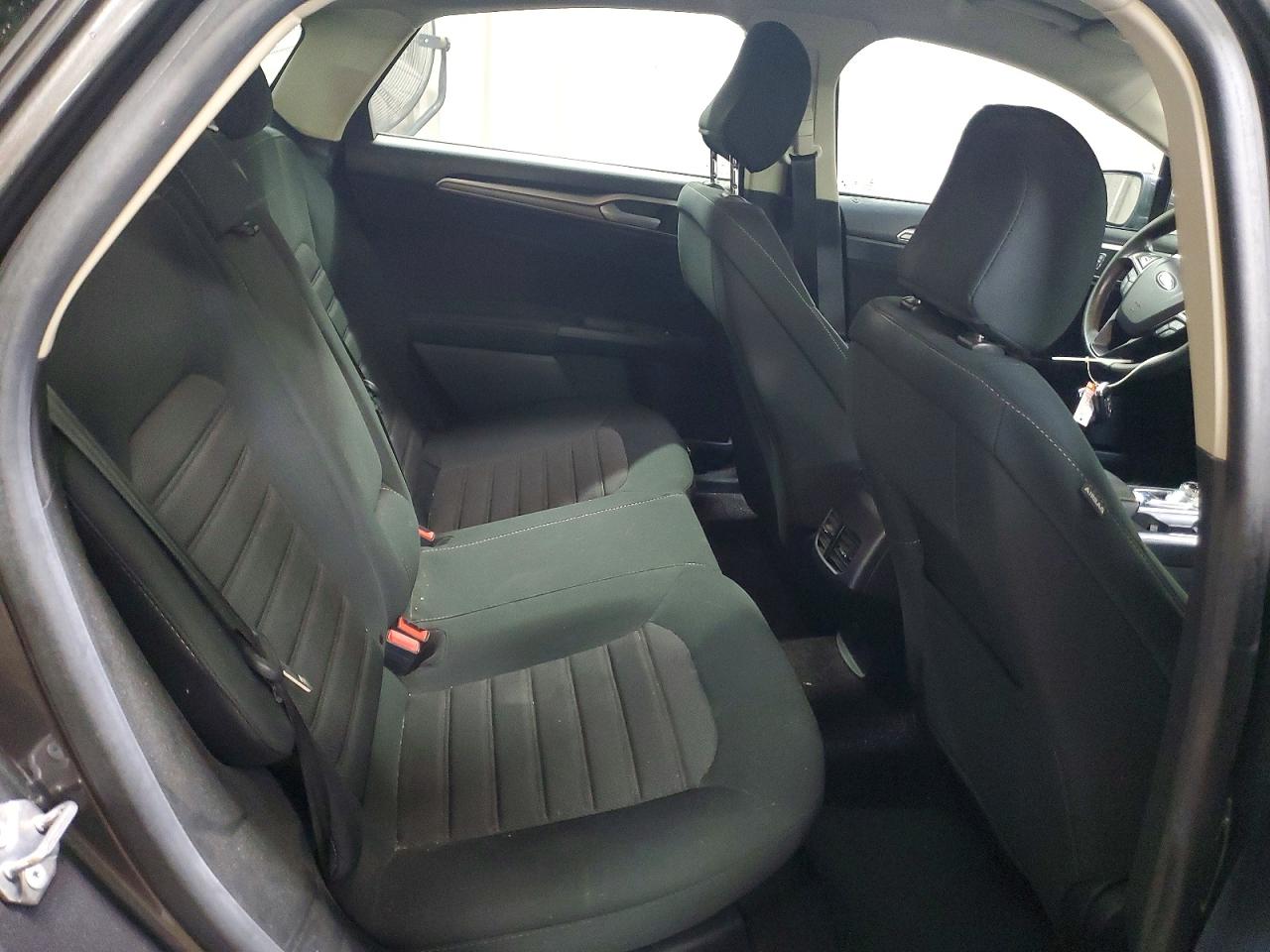 2020 FORD FUSION SE photo 10