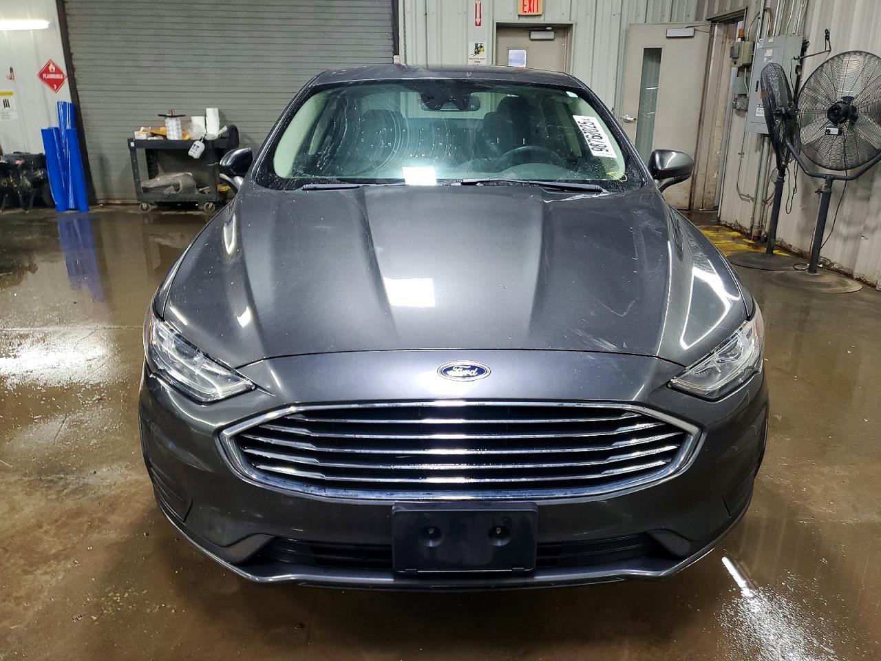 2020 FORD FUSION SE photo 5
