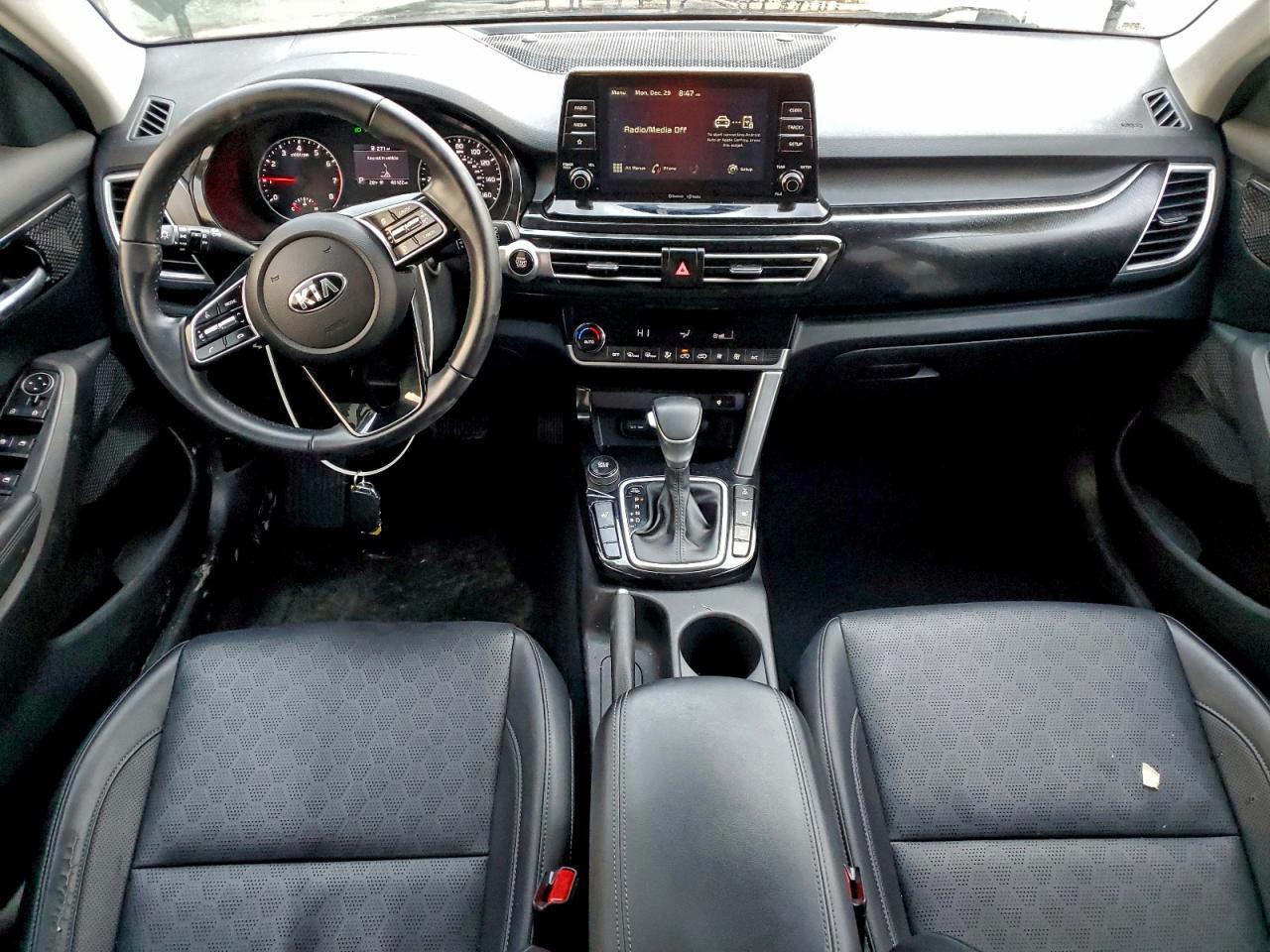 2021 KIA SELTOS EX photo 8