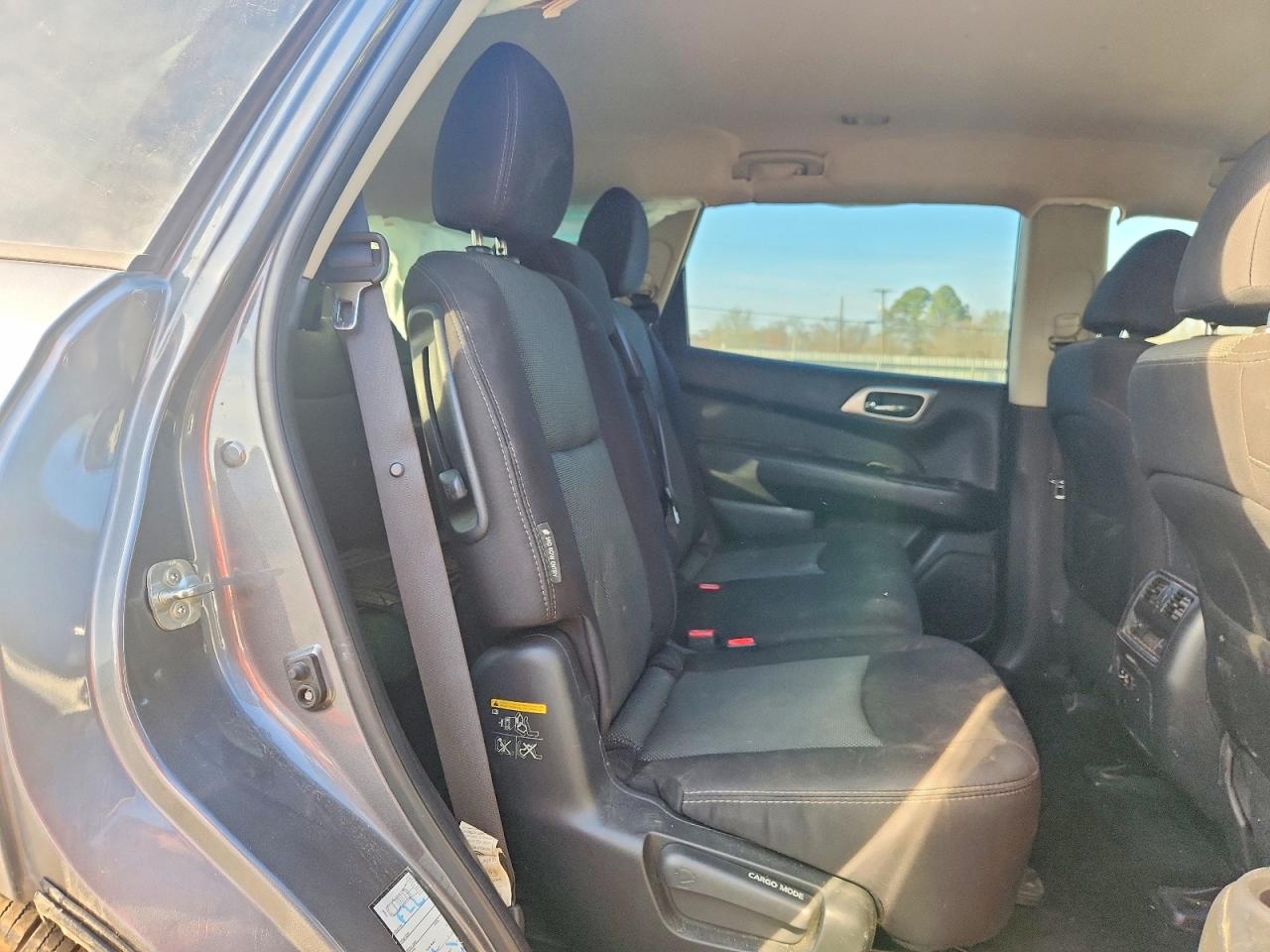 2020 NISSAN PATHFINDER SV photo 11