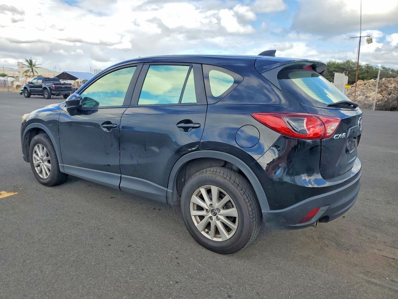 2014 MAZDA CX-5 SPORT photo 2