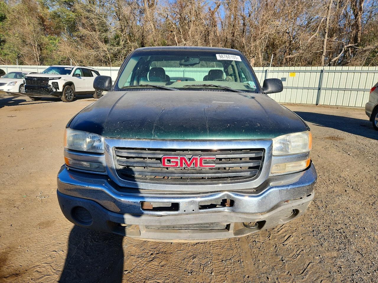 2004 GMC NEW SIERRA C1500 photo 9