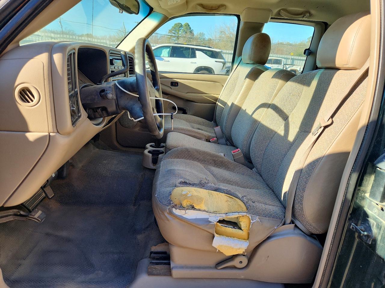 2004 GMC NEW SIERRA C1500 photo 13